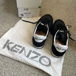 Kenzo Womens “Move” sneakers in size 38.